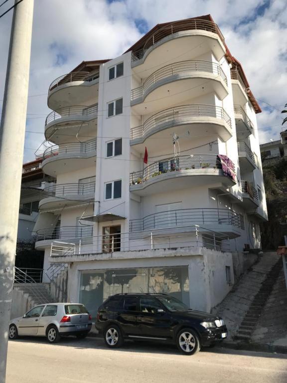 L.T. Noar'S Apartment Sarandë Exterior foto